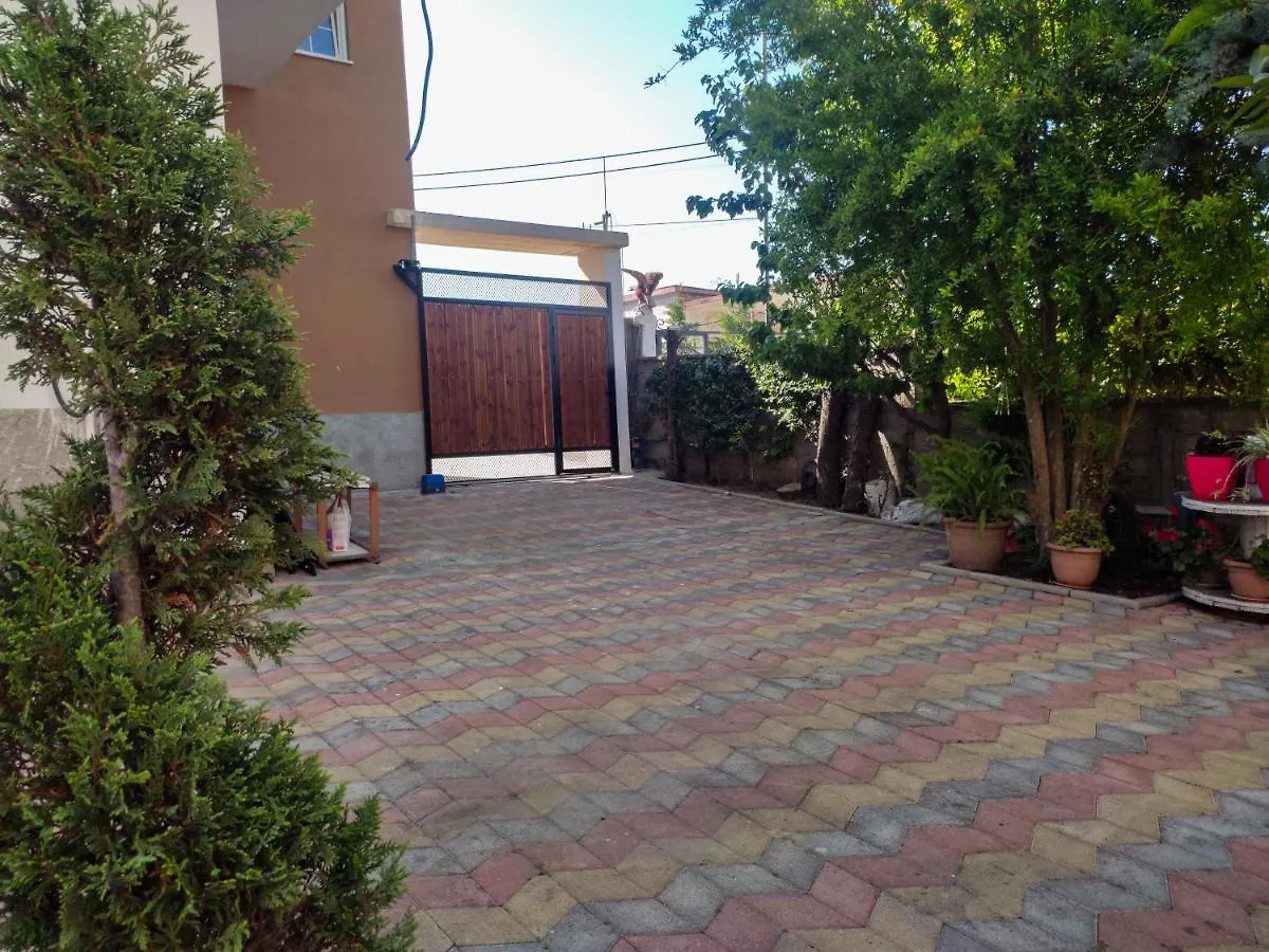 Vila Cikaj Durrës 0*,